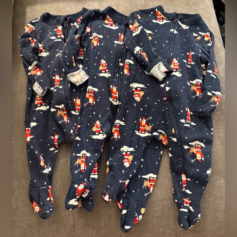 Santa Print Kids Pajamas Size 0-3 TRIPLETS